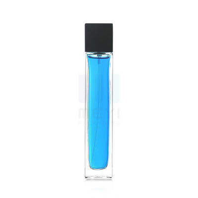 Verpakking van flessen met crimp spray parfumpomp met warm stempelen / afdrukken